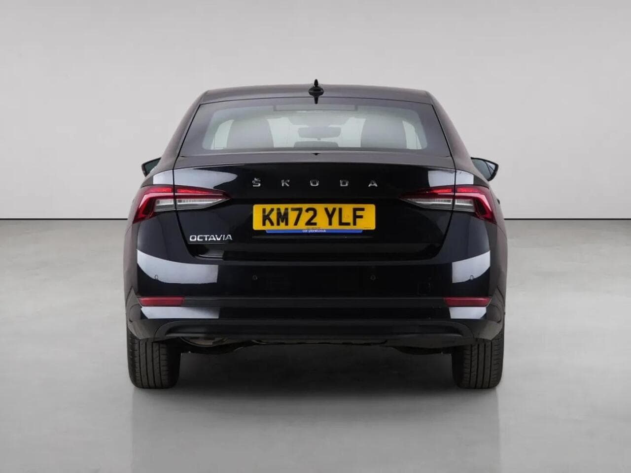 Skoda Octavia thumbnail Rear