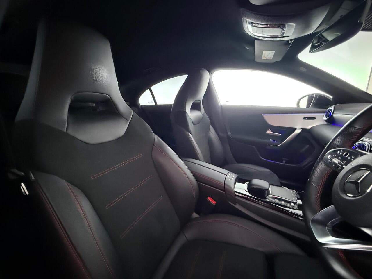 Mercedes-Benz CLA thumbnail Seat Driver