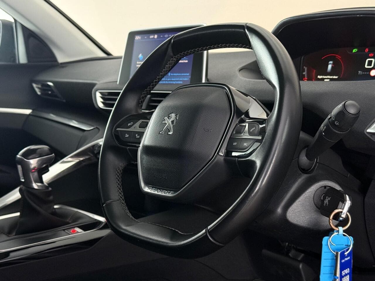 Peugeot 5008 thumbnail Steering Wheel