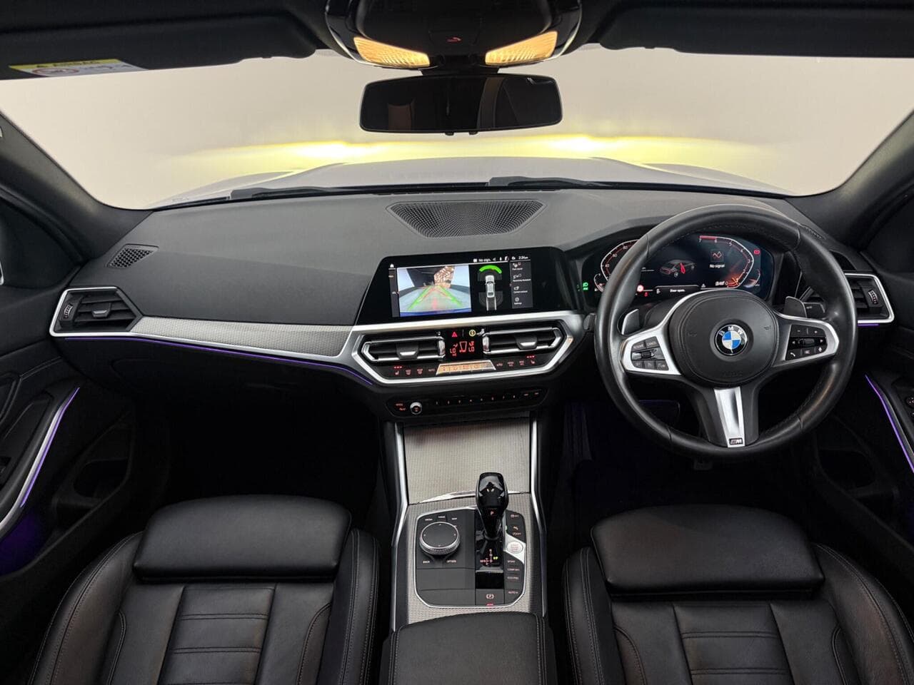 BMW 3 Series thumbnail Interior Front