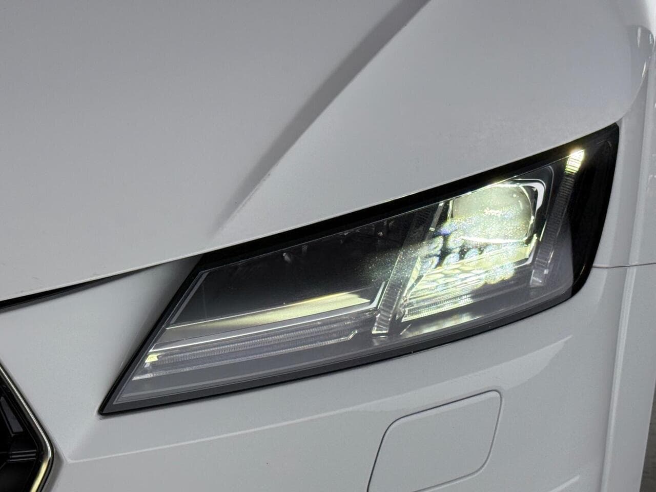 Audi TT thumbnail Lights Front