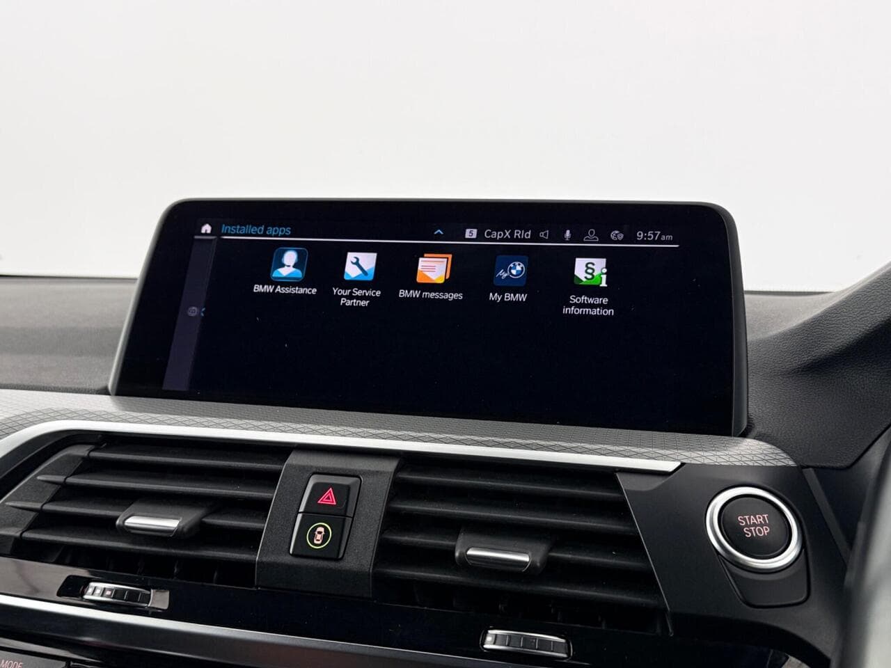 BMW X3 thumbnail Infotainment System