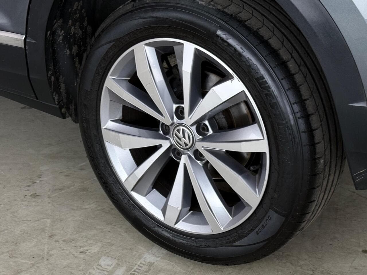 Volkswagen T-Roc thumbnail Wheel