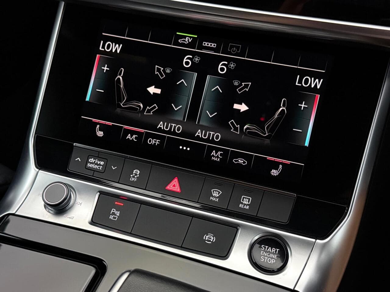 Audi A6 Avant thumbnail Infotainment System