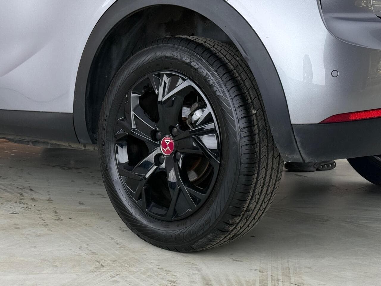 DS AUTOMOBILES DS 3 CROSSBACK thumbnail Wheel