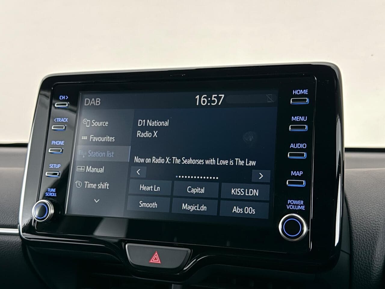 Toyota Yaris thumbnail Infotainment System