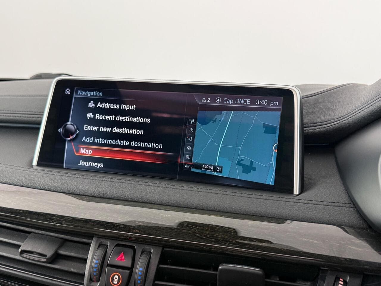 BMW X6 thumbnail Infotainment System