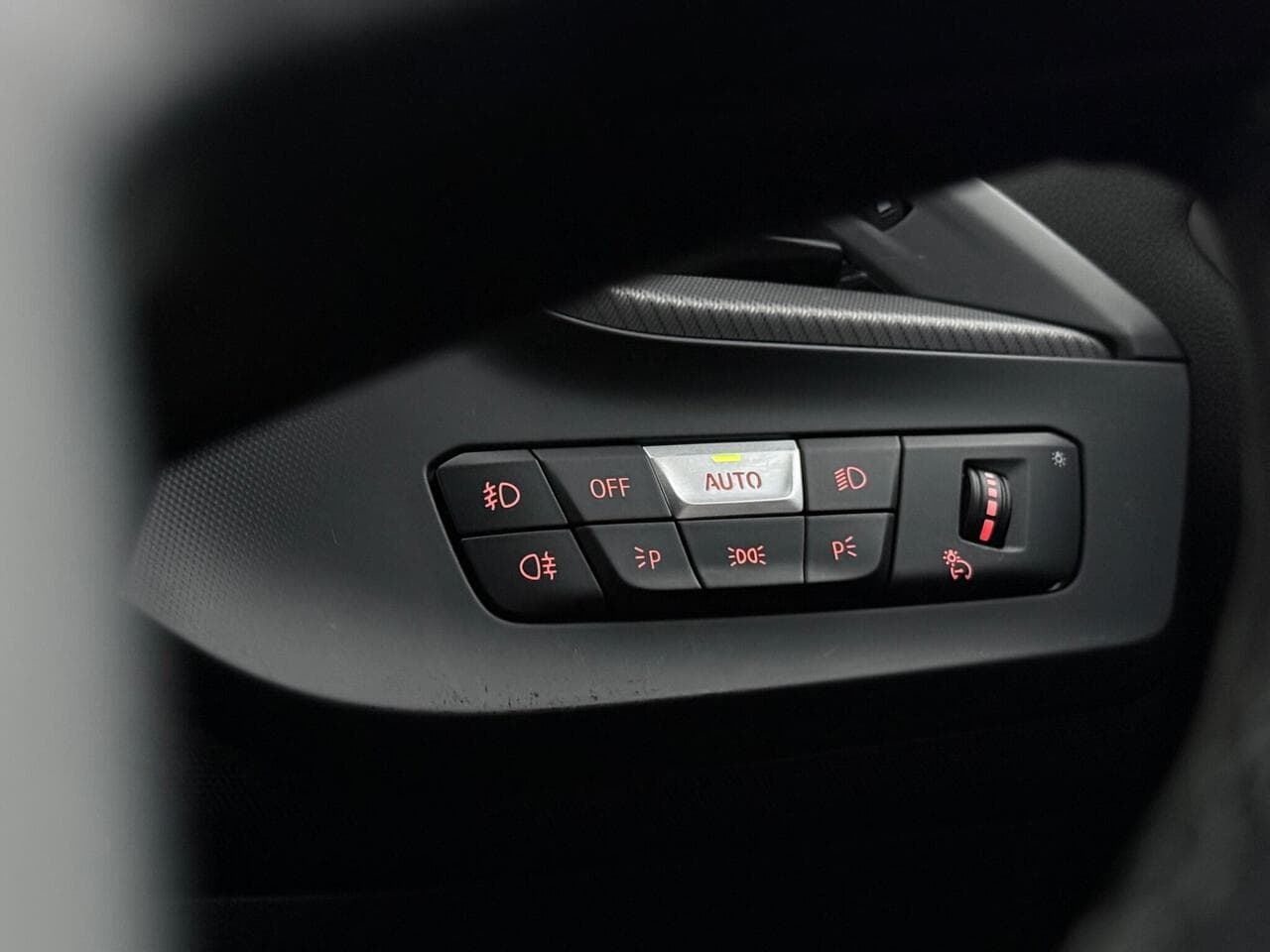 BMW 1 Series thumbnail Misc Controls