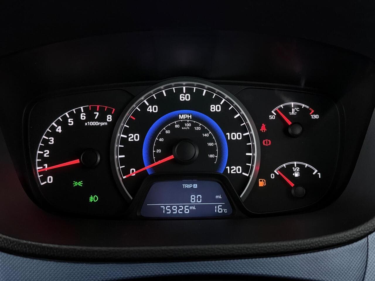 Hyundai i10 thumbnail Driver Instruments
