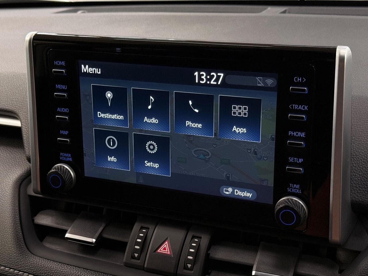 Toyota RAV4 thumbnail Infotainment System