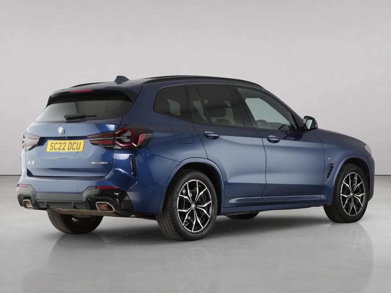 BMW X3 thumbnail Rear Right