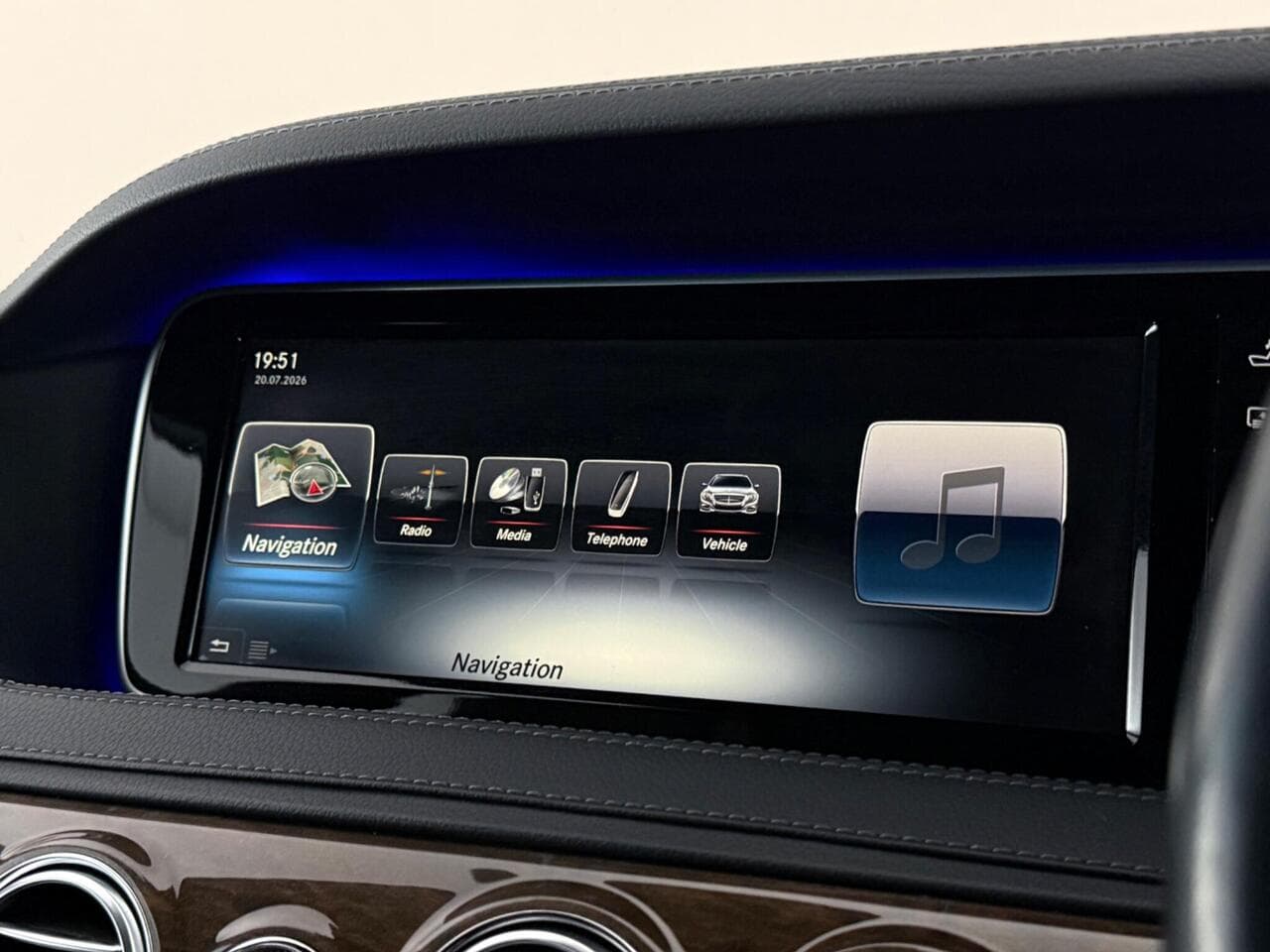 Mercedes-Benz S Class thumbnail Infotainment System