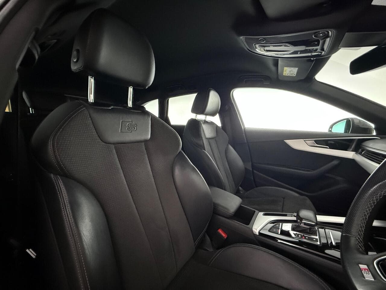 Audi A4 Avant thumbnail Seat Driver