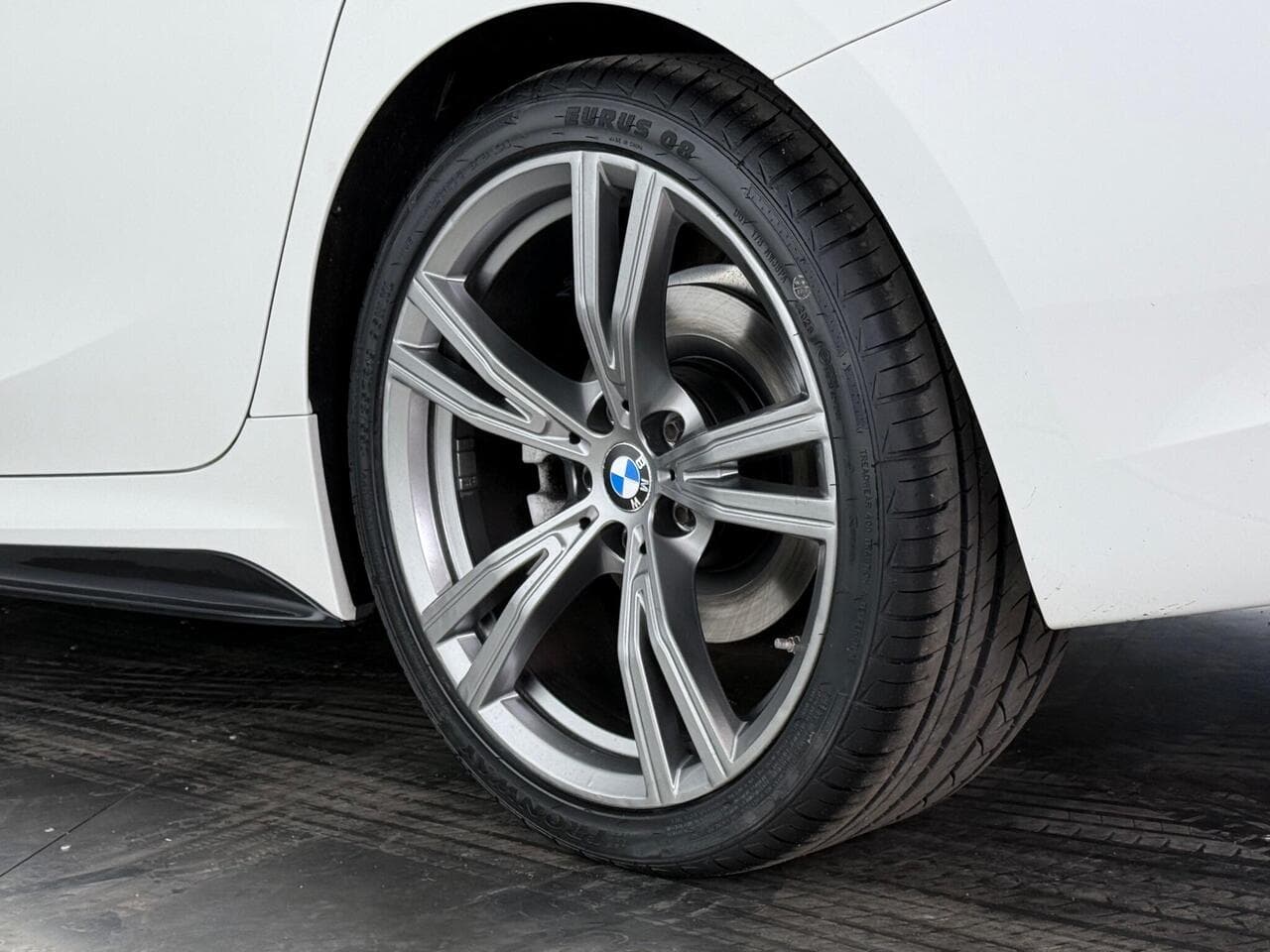 BMW 3 Series thumbnail Wheel