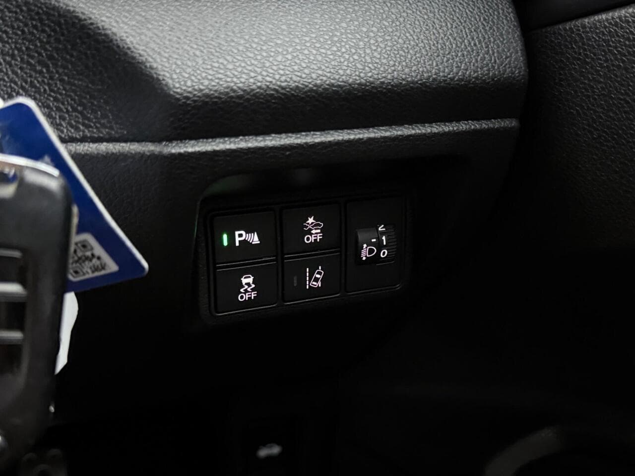 Honda Civic thumbnail Misc Controls