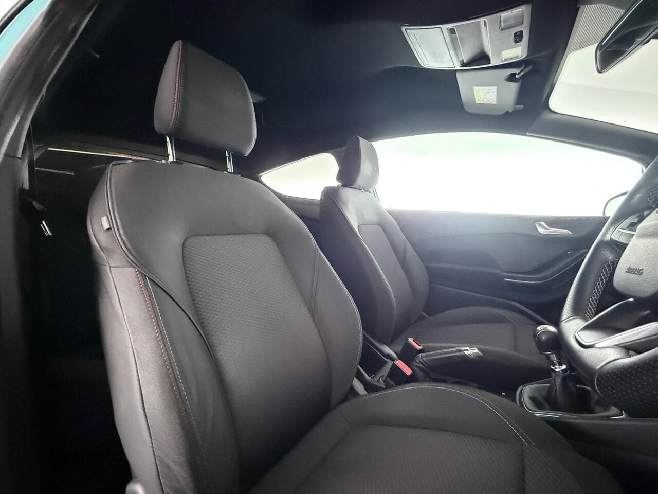 Ford Fiesta thumbnail Seat Driver