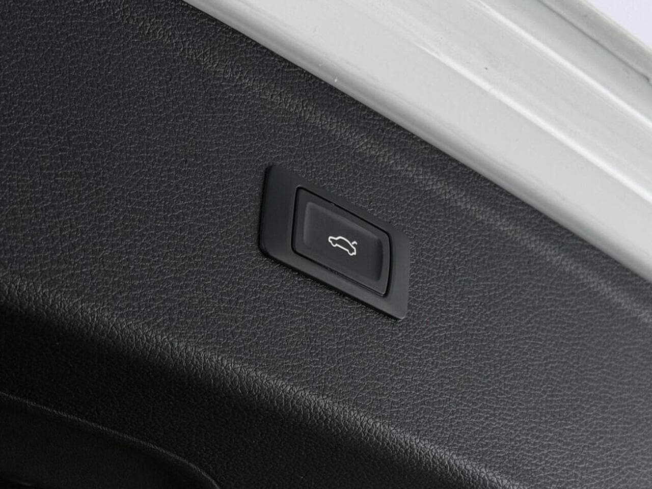 Audi Q5 thumbnail Misc Controls