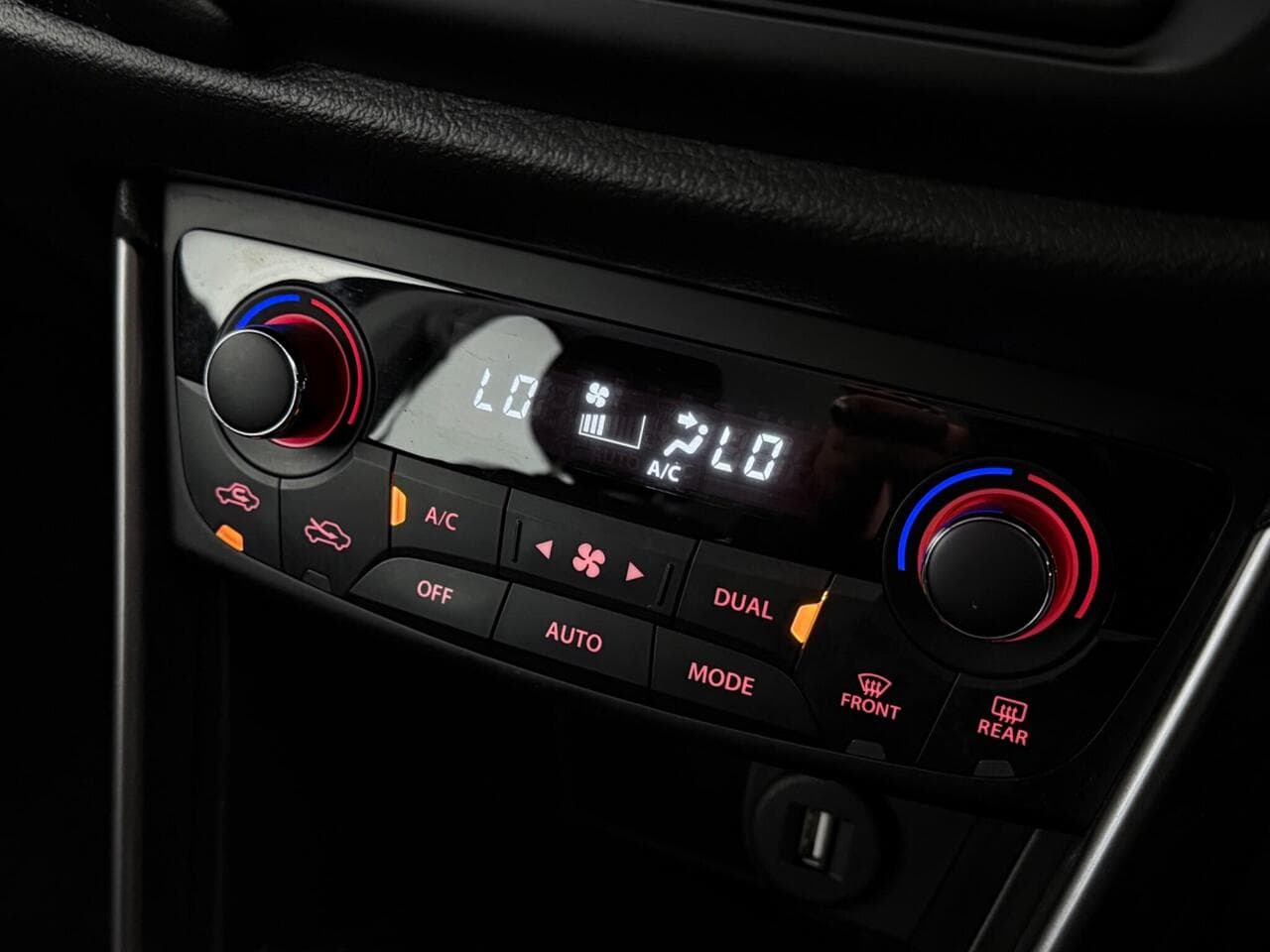 Suzuki S-Cross thumbnail Misc Controls