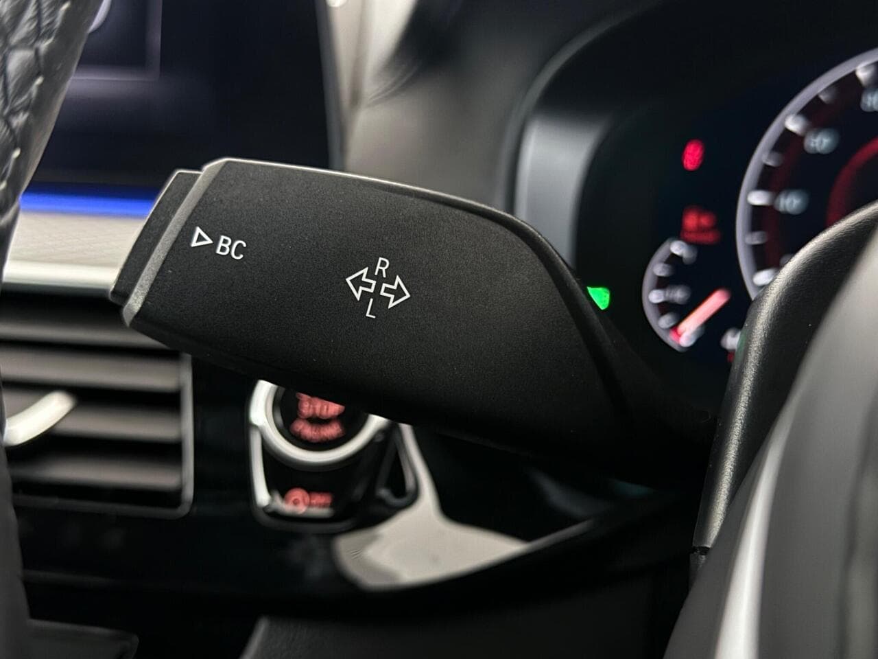 BMW 5 Series thumbnail Misc Controls