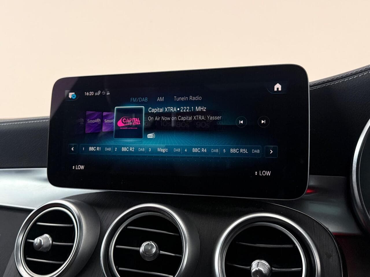Mercedes-Benz GLC thumbnail Infotainment System