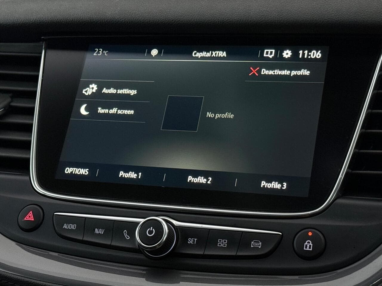 Vauxhall Grandland X thumbnail Infotainment System