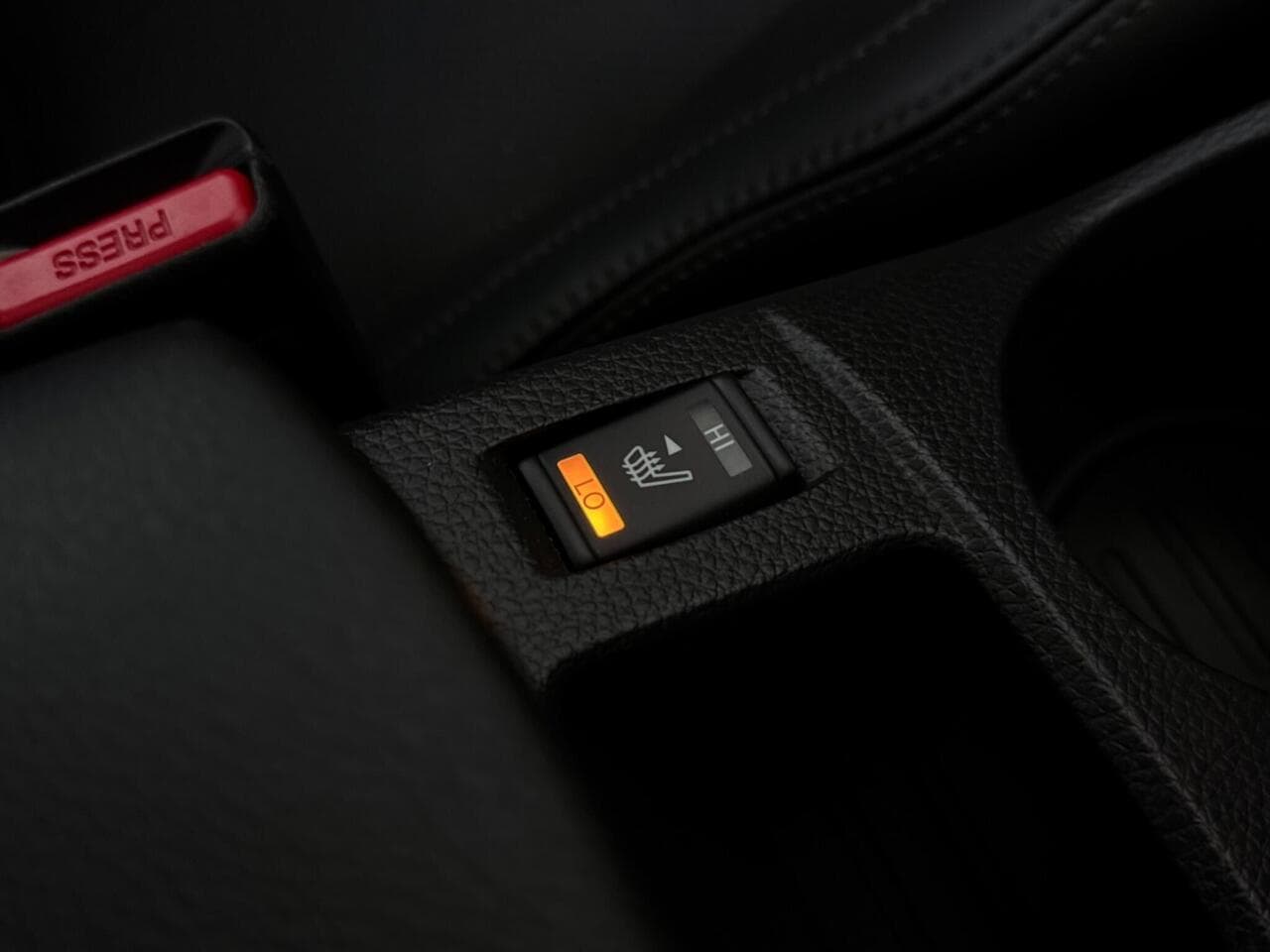 Nissan Qashqai thumbnail Misc Controls