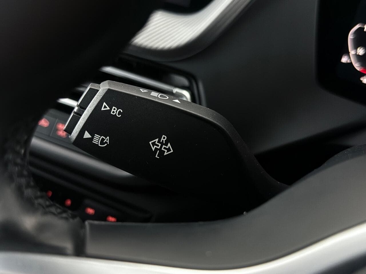 BMW 1 Series thumbnail Misc Controls