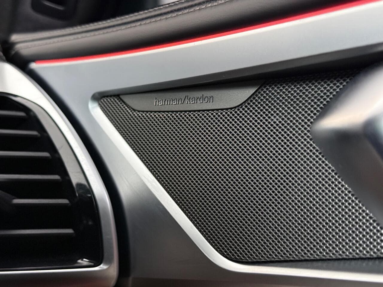 BMW 8 Series thumbnail Misc Controls