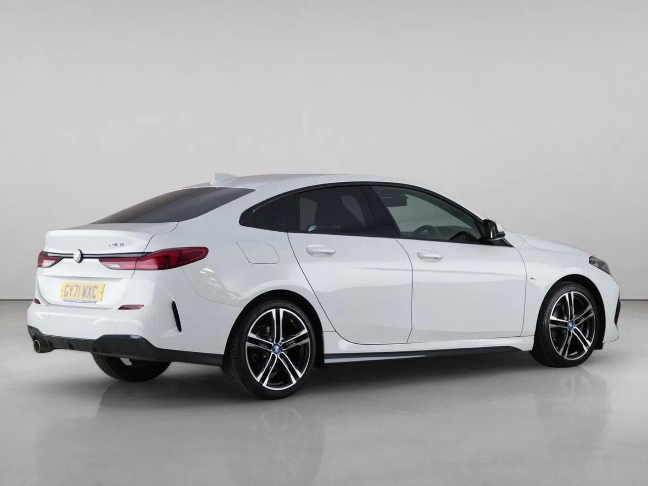 BMW 2 Series Gran Coupe thumbnail Rear Right