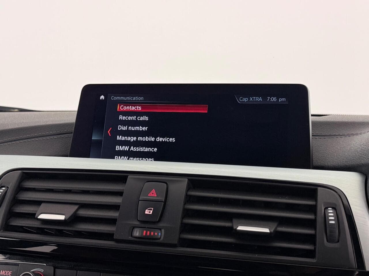 BMW 4 Series Gran Coupe thumbnail Infotainment System
