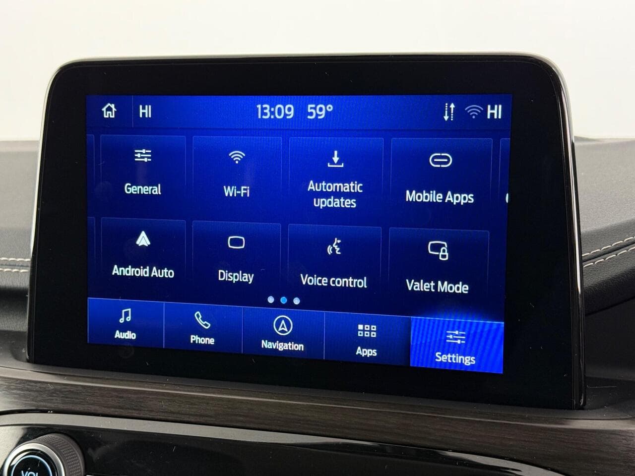 Ford Kuga thumbnail Infotainment System