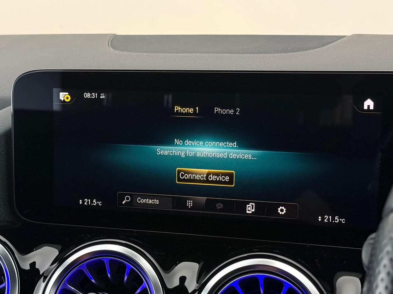 Mercedes-Benz GLA thumbnail Infotainment System