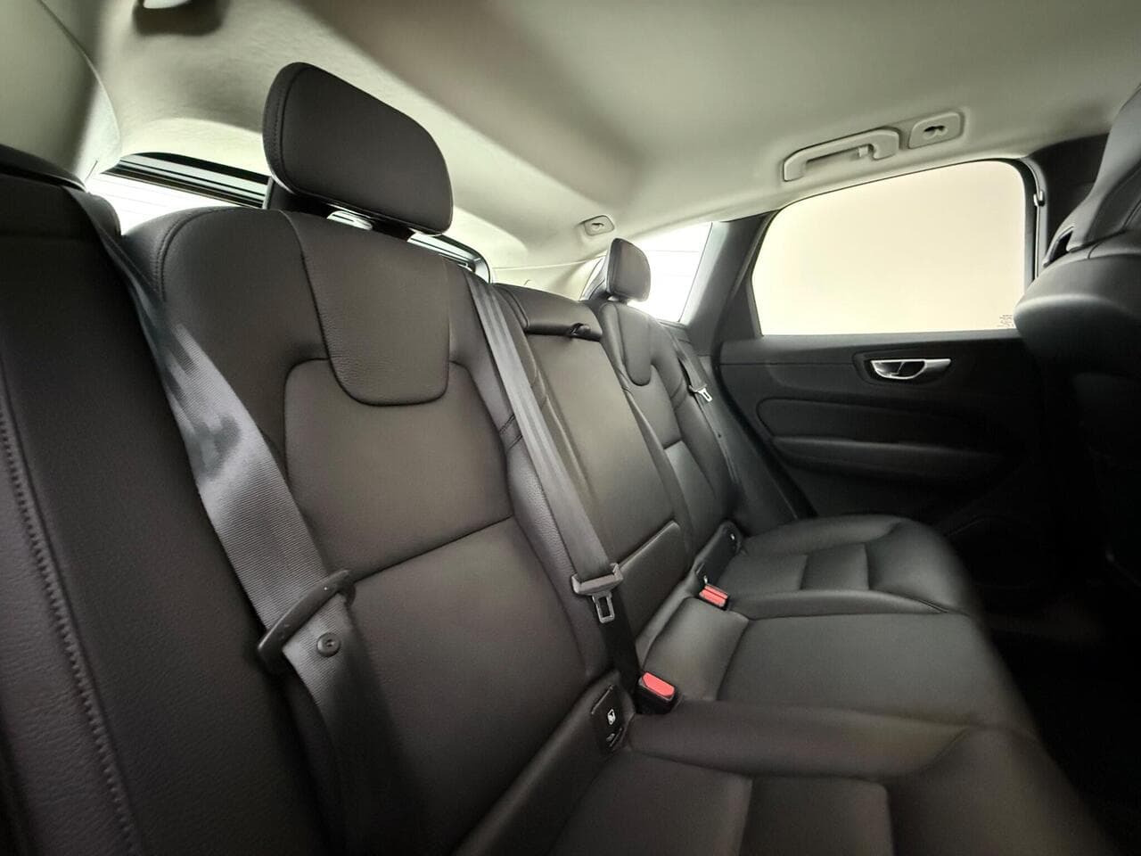 Volvo XC60 thumbnail Seats Rear