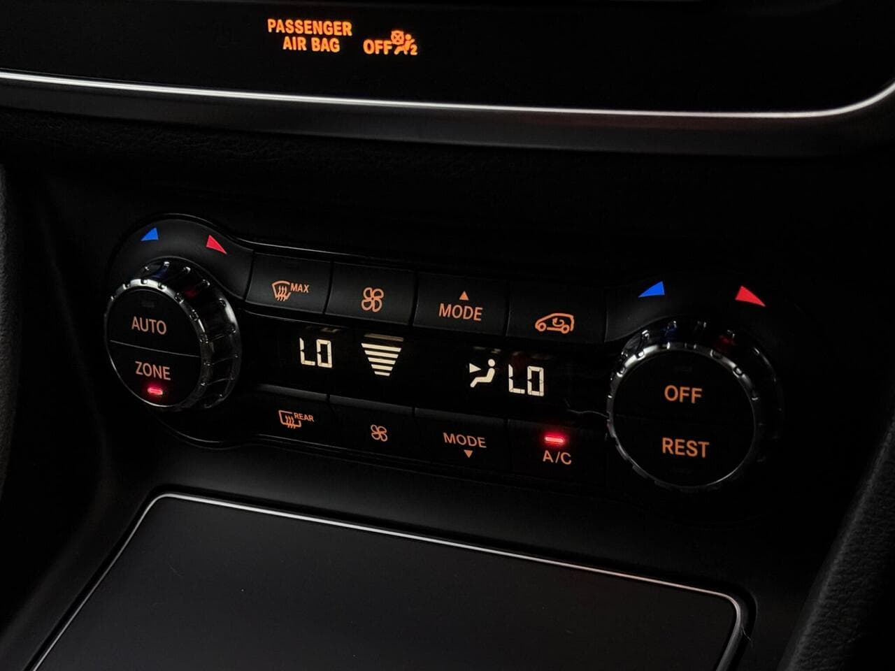 Mercedes-Benz GLA thumbnail Misc Controls