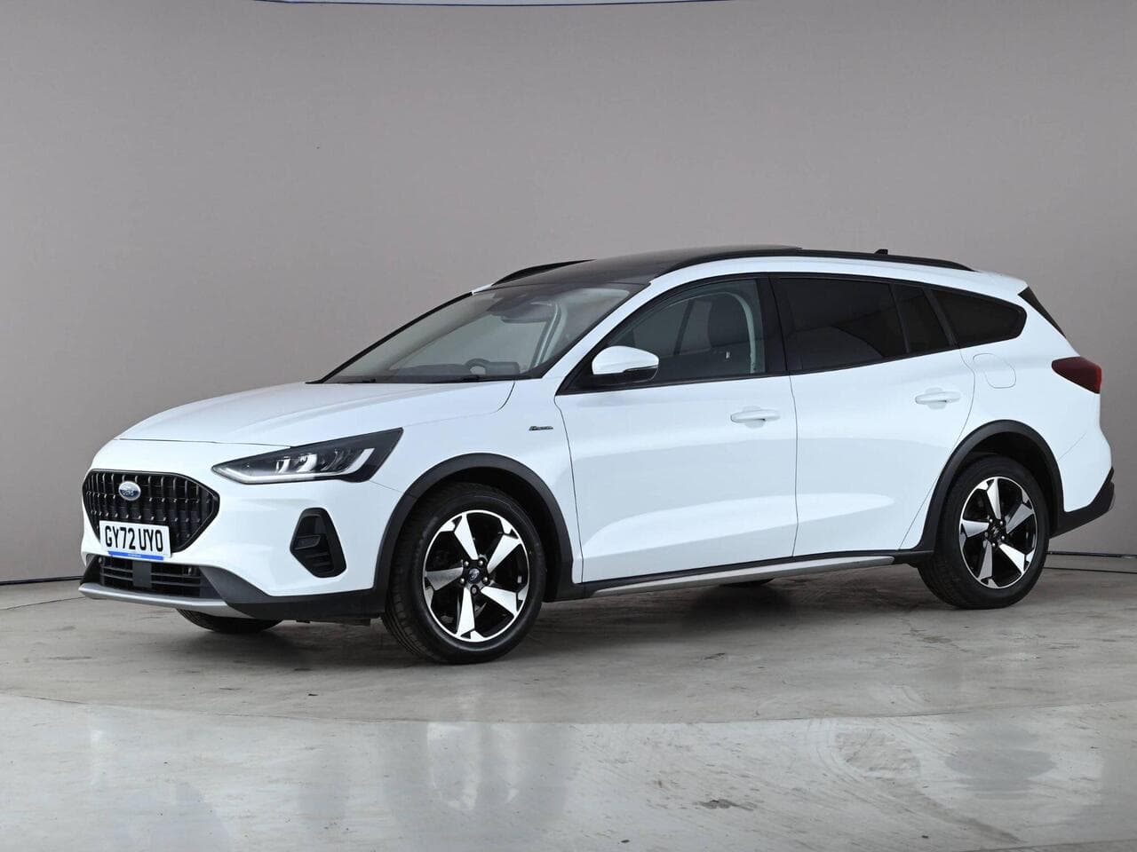 Ford Focus thumbnail Front Left