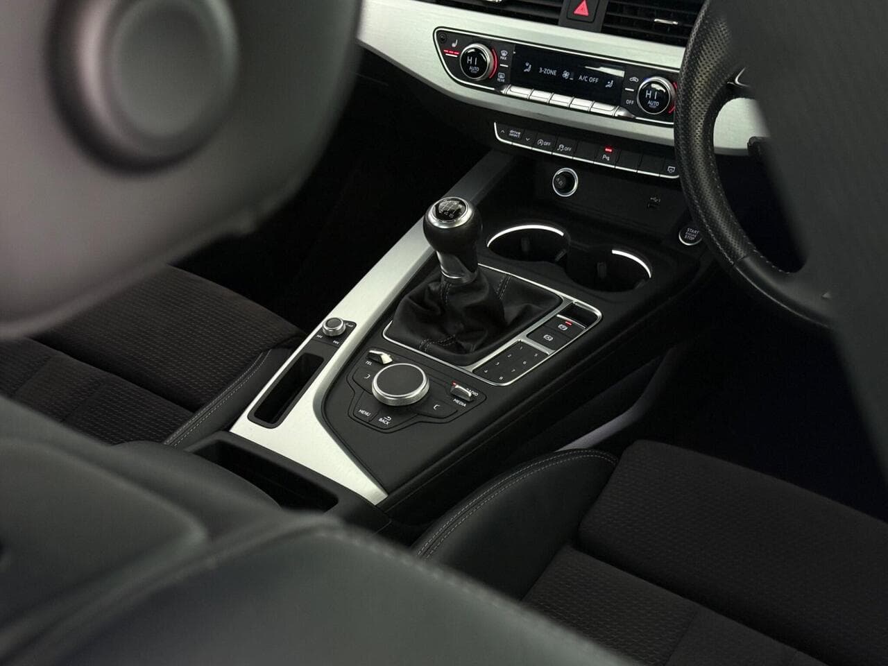 Audi A4 thumbnail Misc Controls