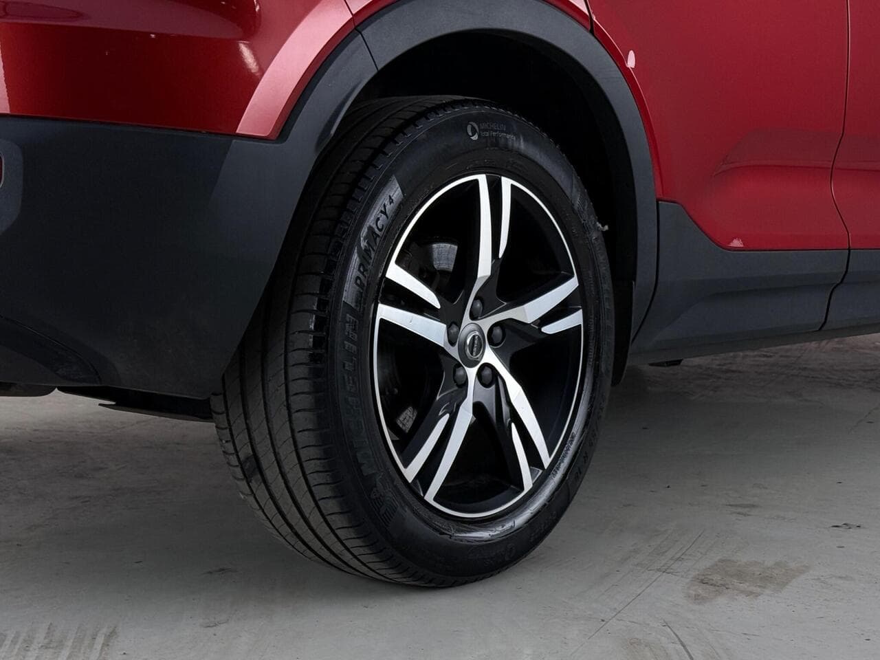 Volvo XC40 thumbnail Wheel