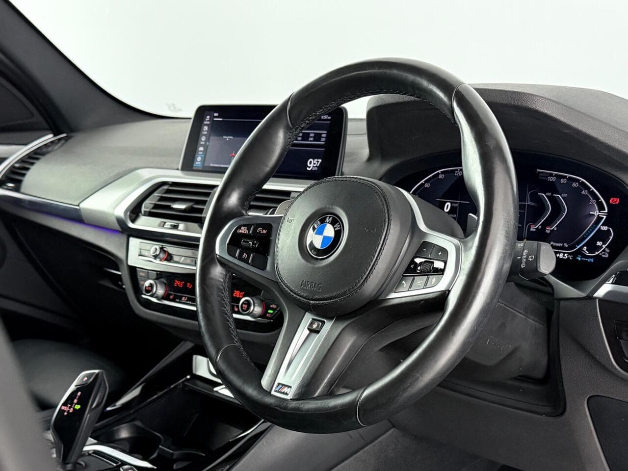 BMW X3 thumbnail Steering Wheel
