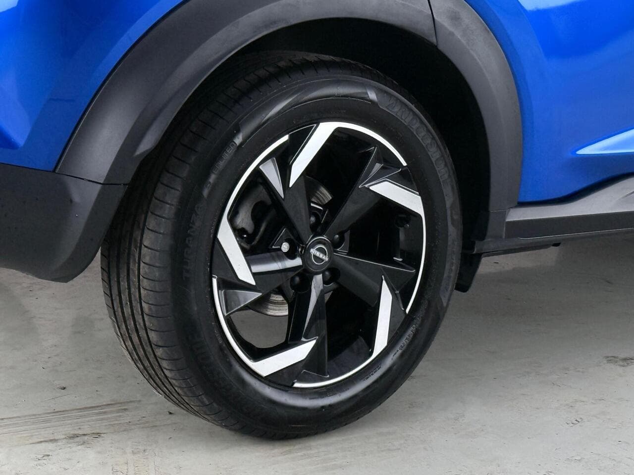 Nissan Juke thumbnail Wheel