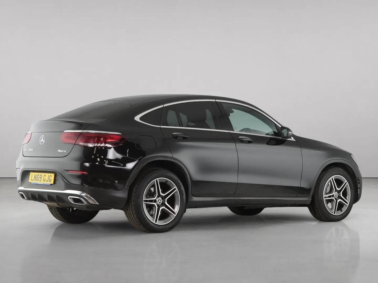 Mercedes-Benz GLC thumbnail Rear Right