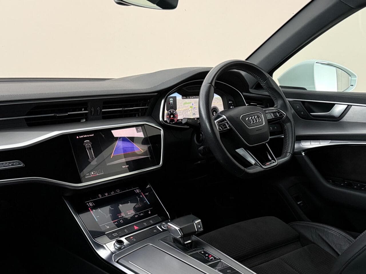 Audi A6 Avant thumbnail Interior Front