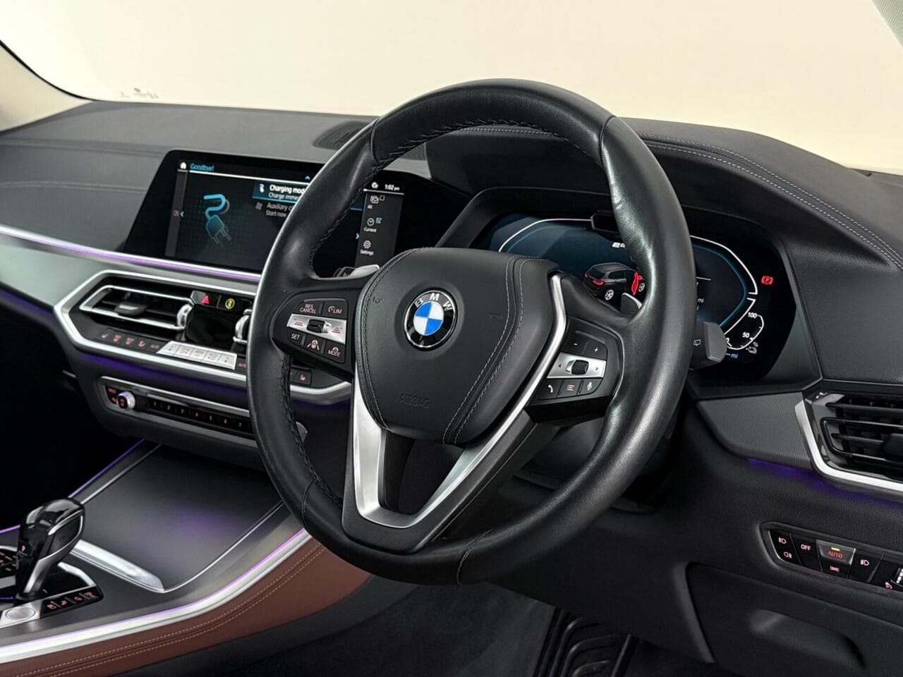 BMW X5 thumbnail Steering Wheel
