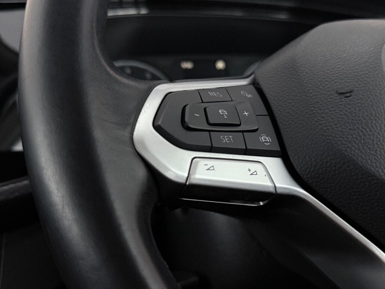 Volkswagen T-Cross thumbnail Misc Controls