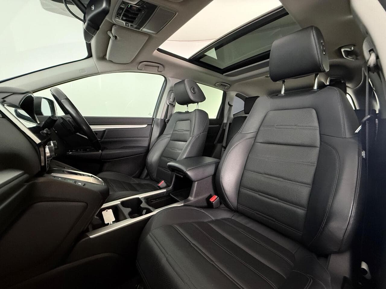 Honda CR-V thumbnail Seat Front Passenger