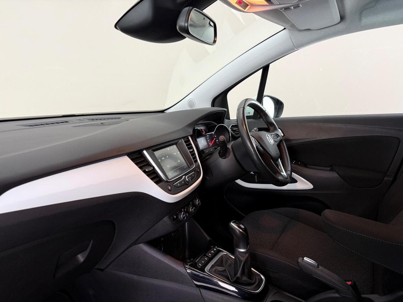 Vauxhall Crossland thumbnail Interior Front