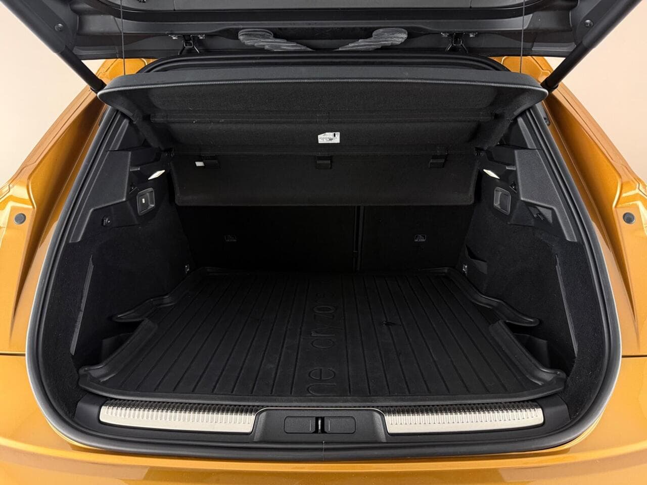 DS AUTOMOBILES DS 7 CROSSBACK thumbnail Boot