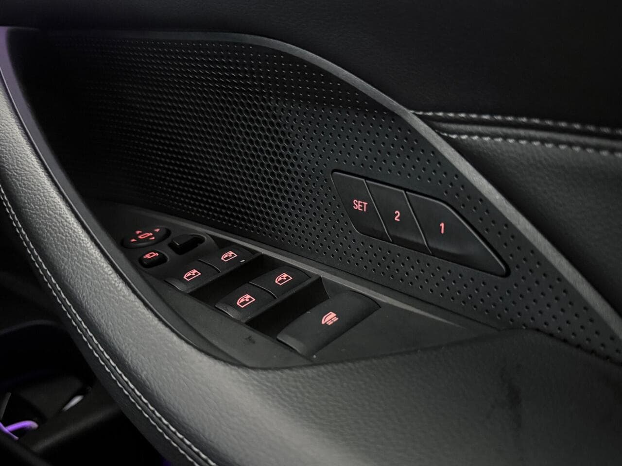 BMW 4 Series thumbnail Misc Controls
