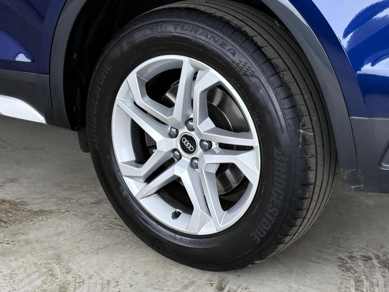Audi Q5 thumbnail Wheel
