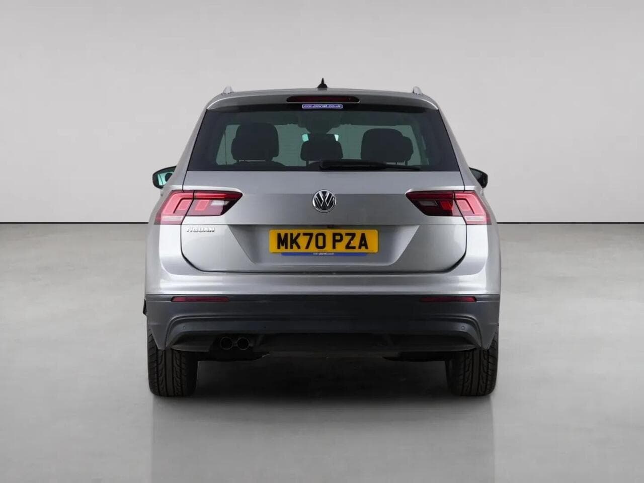 Volkswagen Tiguan thumbnail Rear