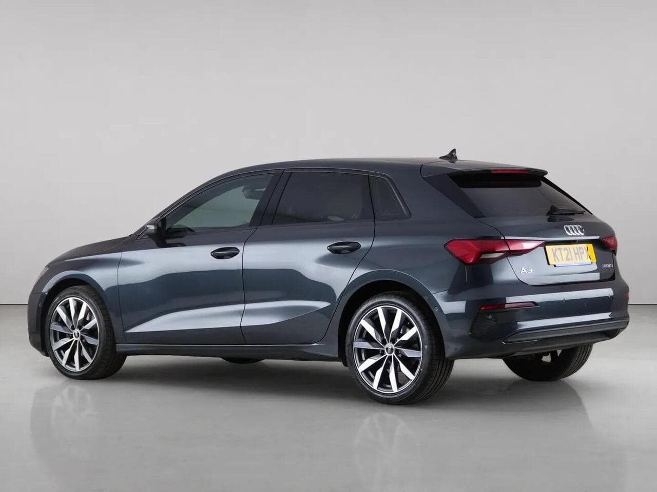 Audi A3 thumbnail Rear Left